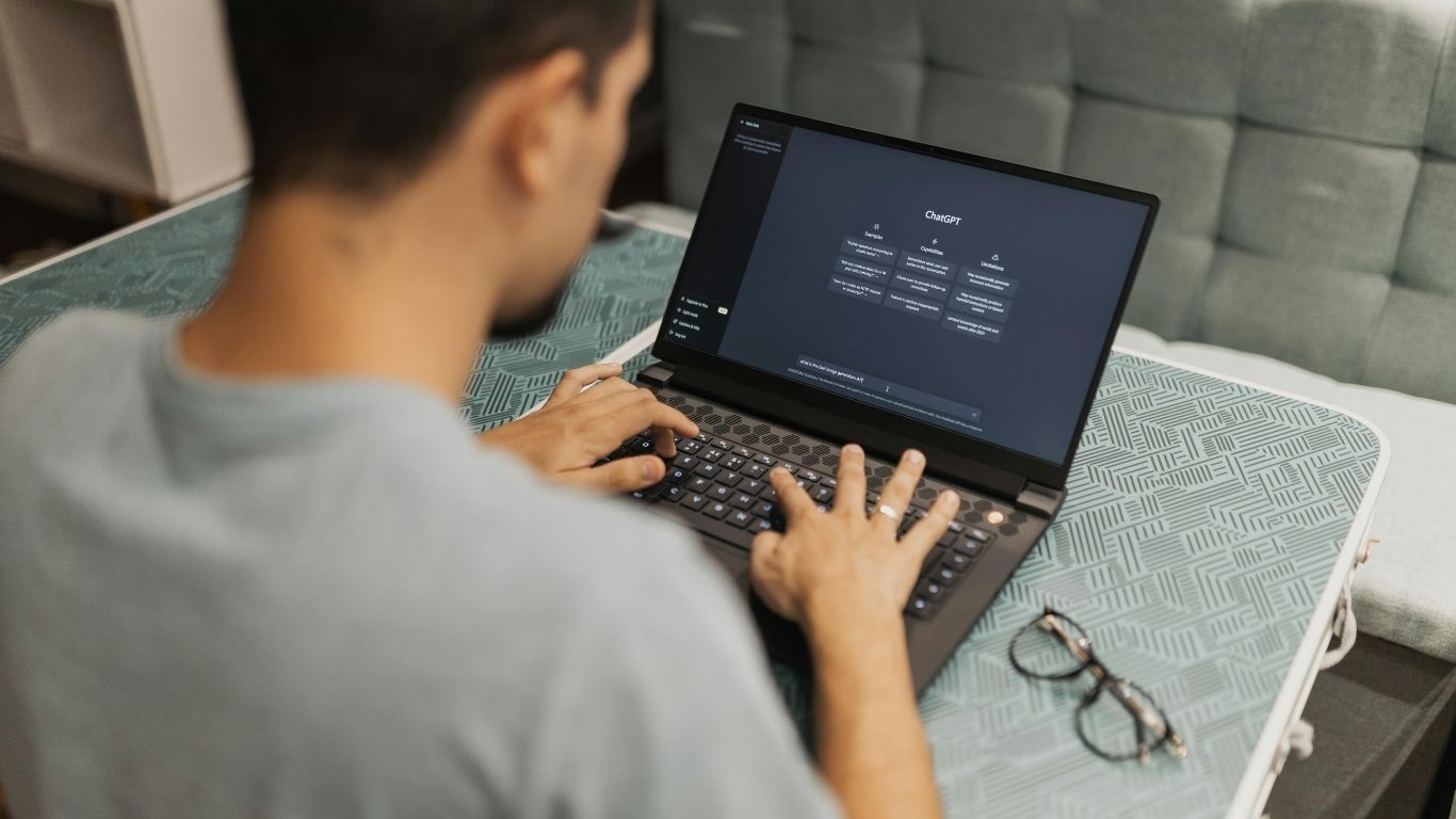 AI Search Optimization Là Gì? Cách Tối Ưu SEO AI
